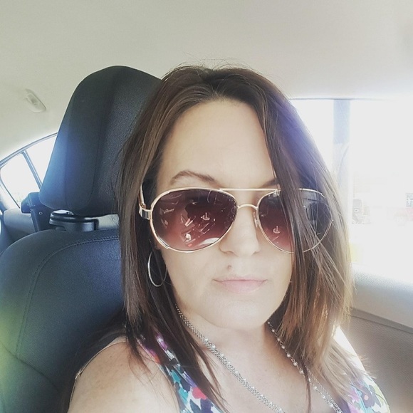 Meet your Posher, Grace - Picture 1 of 1